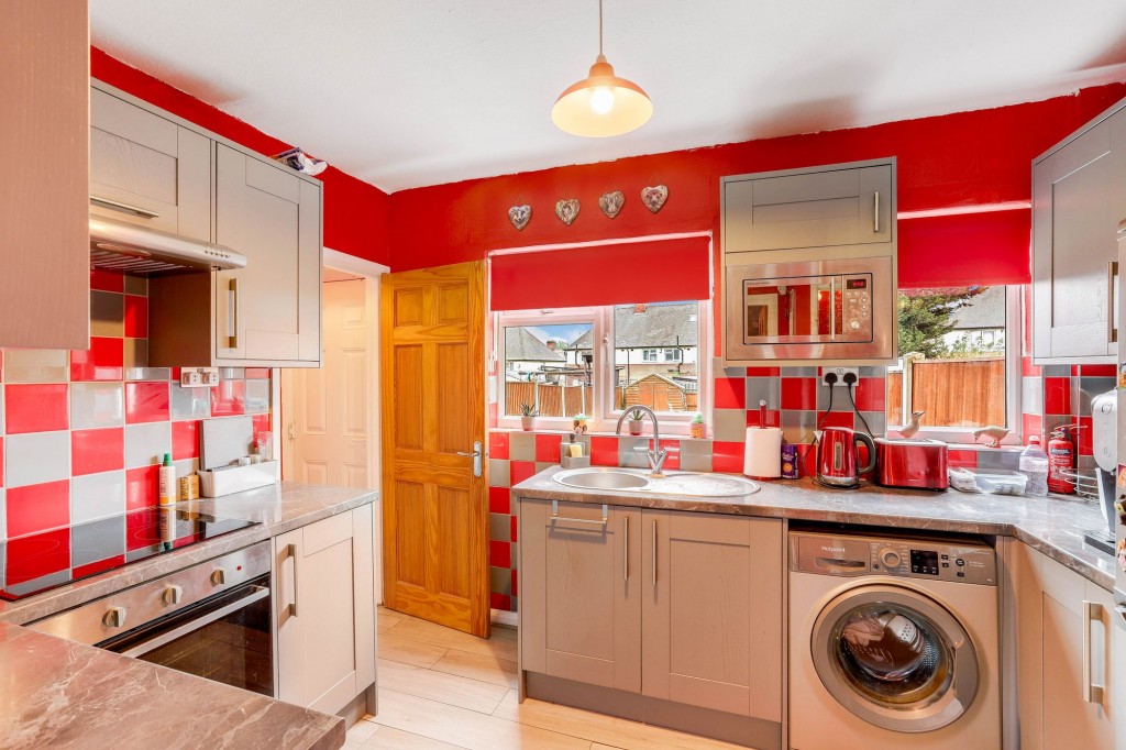 Longford Crescent, Nottingham, NG6
