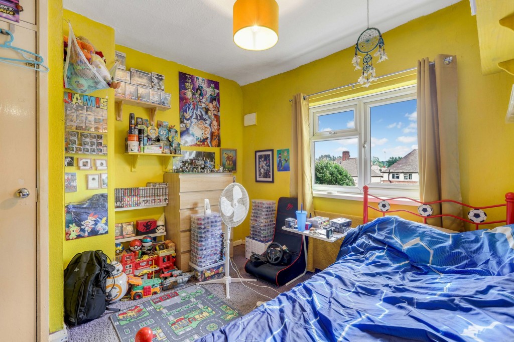 Longford Crescent, Nottingham, NG6