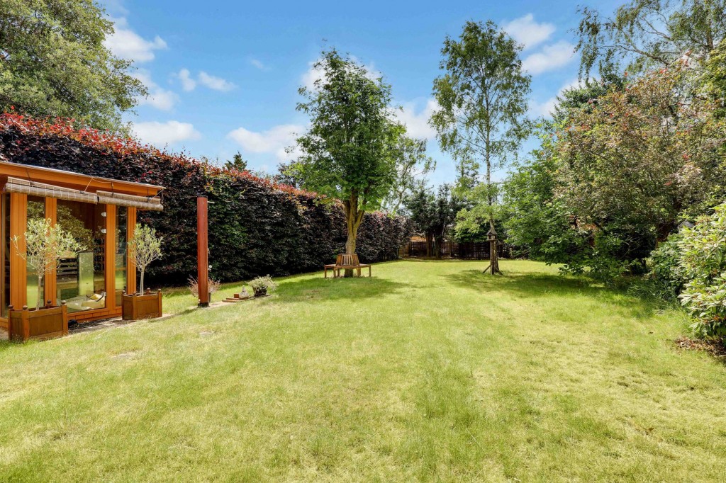 Derby Road, Long Eaton, NG10