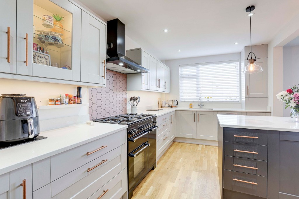 Walsingham Road, Woodthorpe, NG5