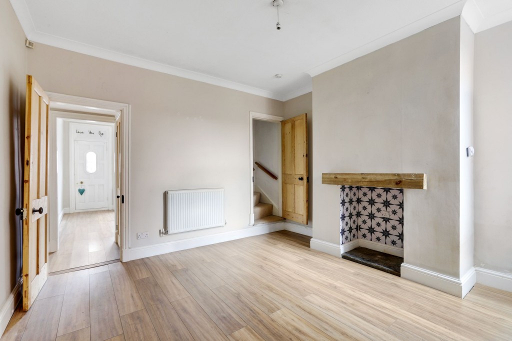 Montague Road, Hucknall, NG15