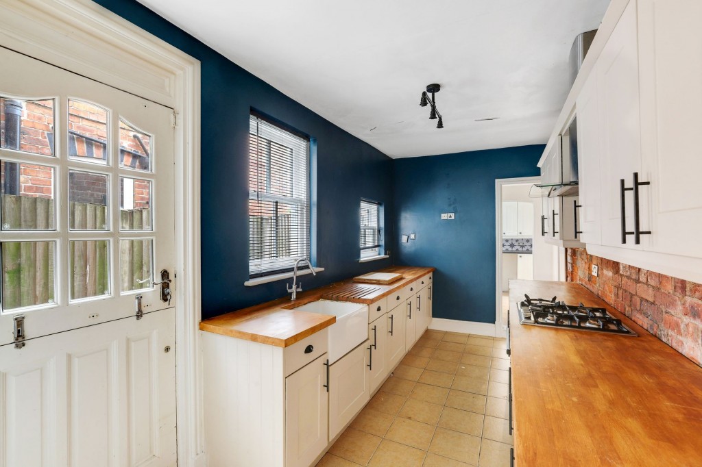 Montague Road, Hucknall, NG15