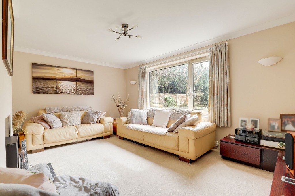 Main Street, Woodborough, NG14