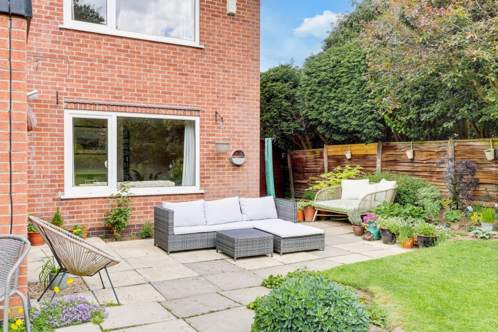 Main Street, Woodborough, NG14