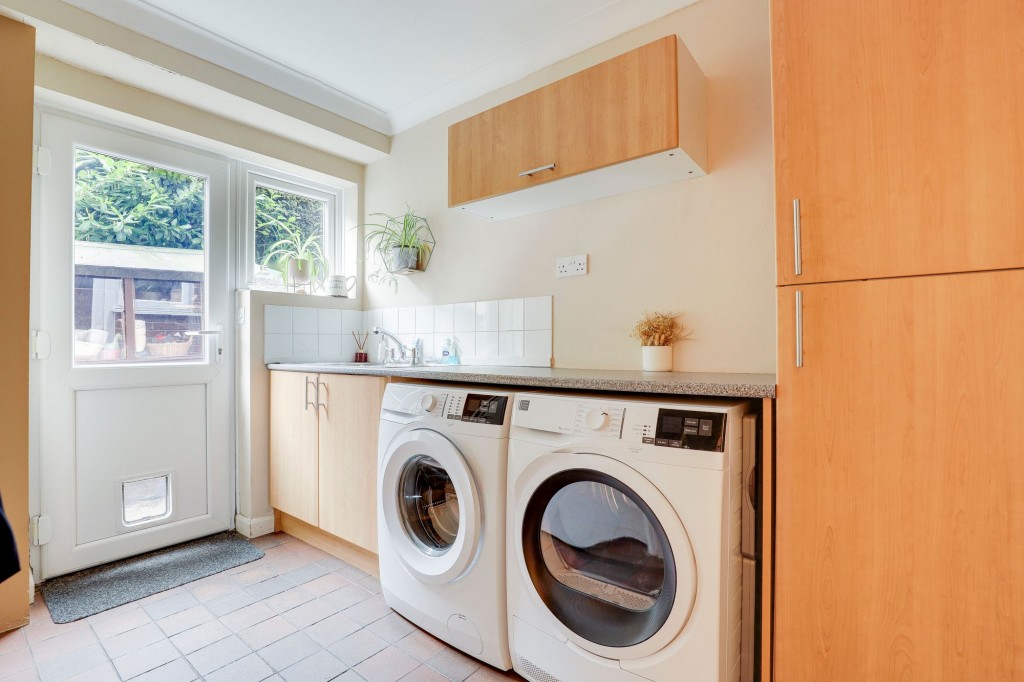 Main Street, Woodborough, NG14