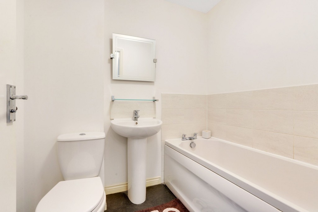 Bluebell Wood Lane, Clipstone Village, NG21