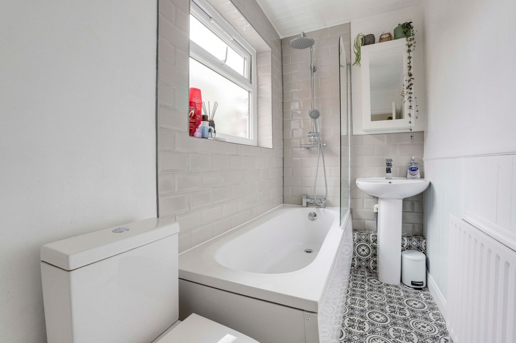 Myrtle Avenue, Long Eaton, NG10