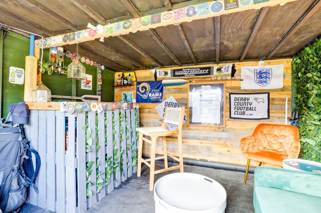 Victoria Avenue, Borrowash, DE72