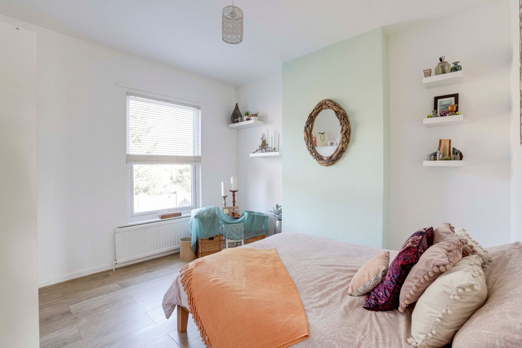 Vale Road, Colwick, NG4