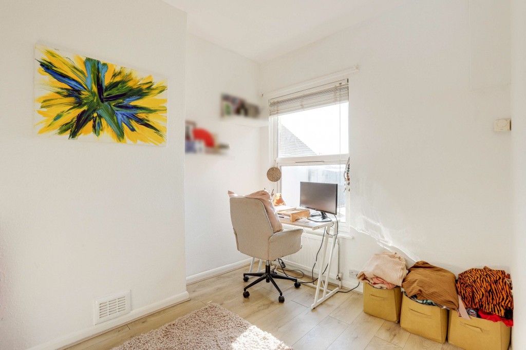 Vale Road, Colwick, NG4