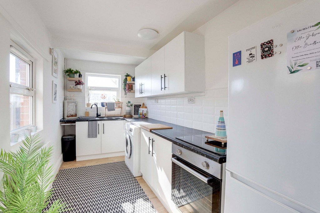 Vale Road, Colwick, NG4