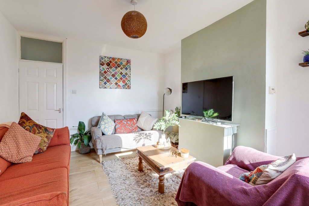 Vale Road, Colwick, NG4