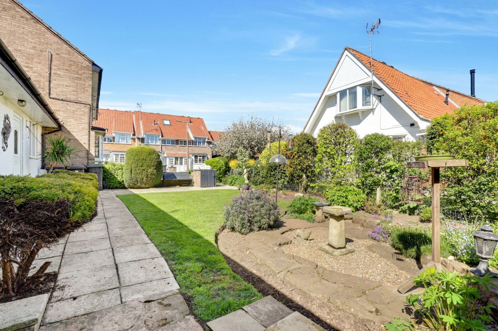 Blackrod Close, Toton, NG9