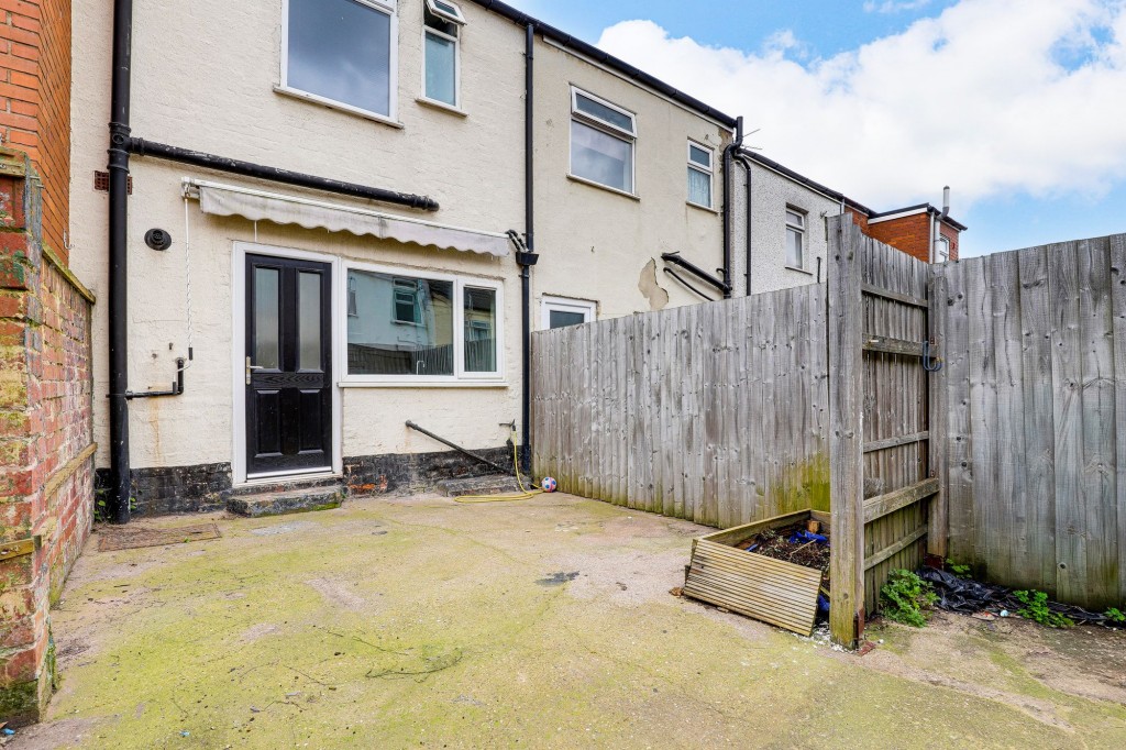 Moor Street, Mansfield, NG18
