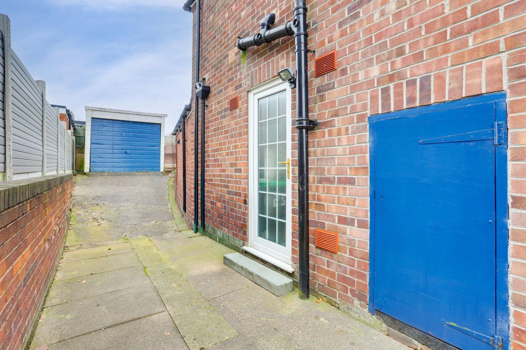 St. Patricks Road, Hucknall, NG15