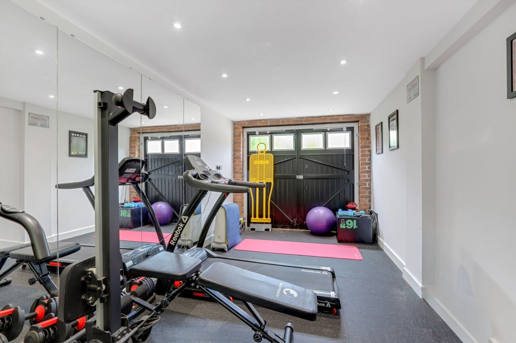 Linden Place, Nottingham, NG3