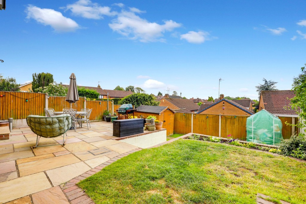 Angela Close, Arnold, NG5