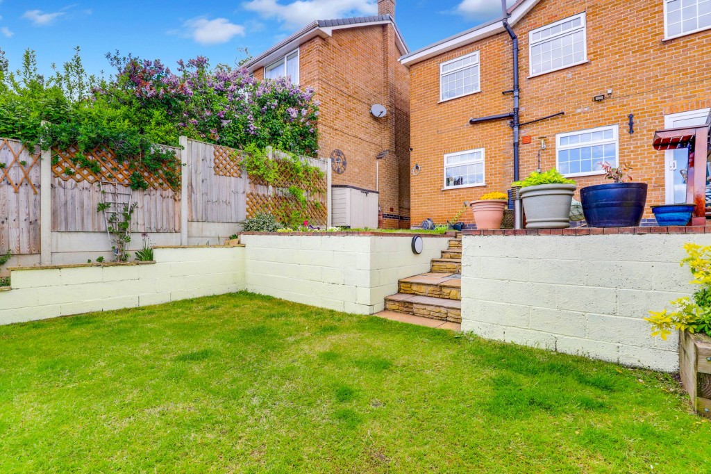 Angela Close, Arnold, NG5