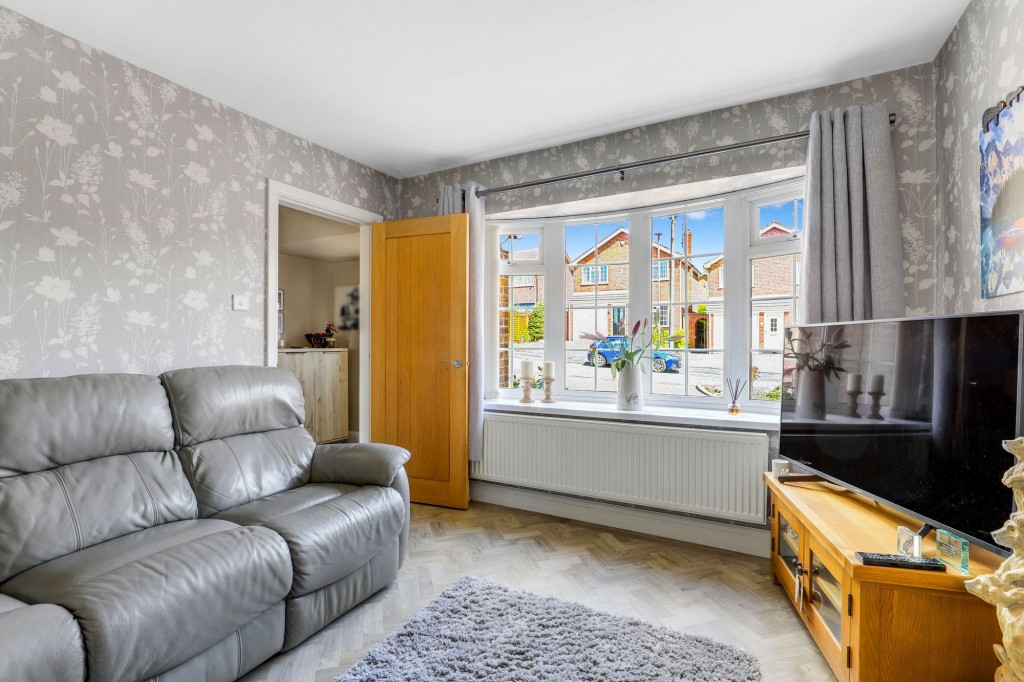 Angela Close, Arnold, NG5