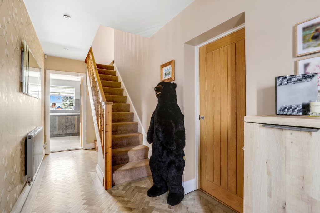 Angela Close, Arnold, NG5