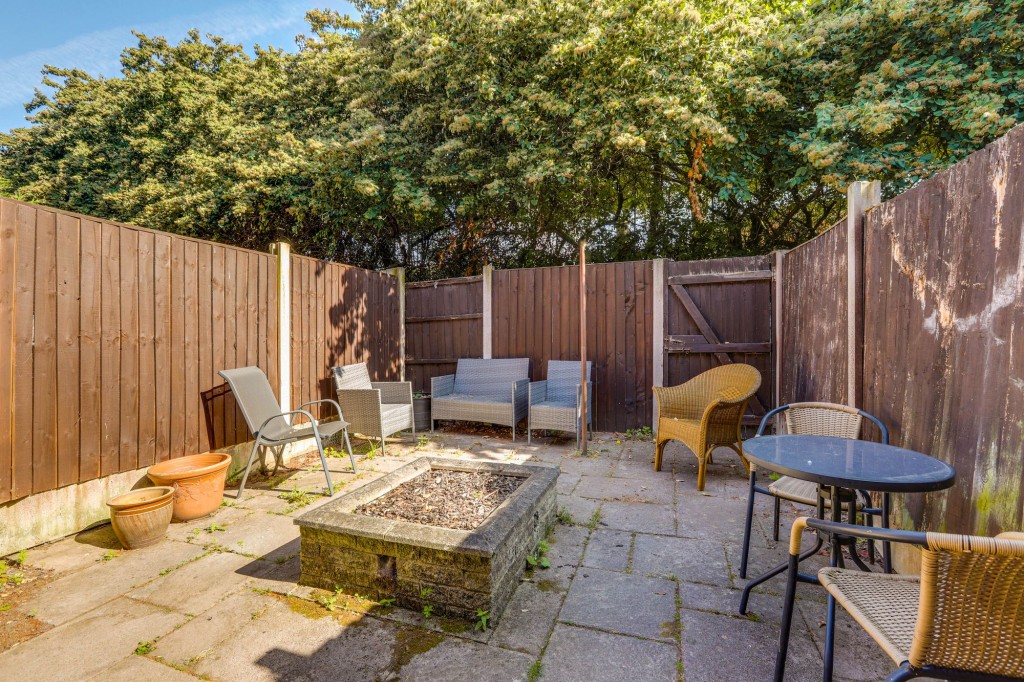 Corsham Gardens, Nottingham, NG3