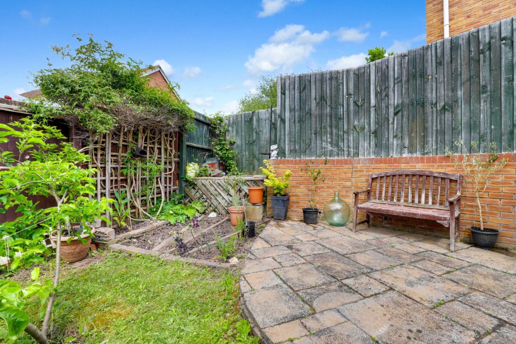 Field Maple Drive, Nottingham, NG7