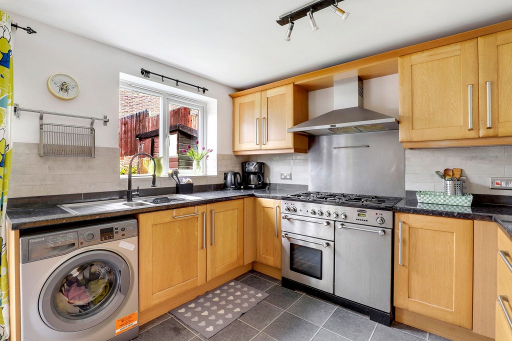 Field Maple Drive, Nottingham, NG7