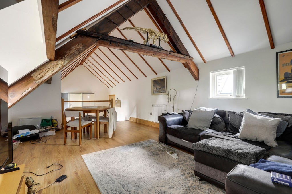 Mapperley Road, Marlborough Hall, NG3