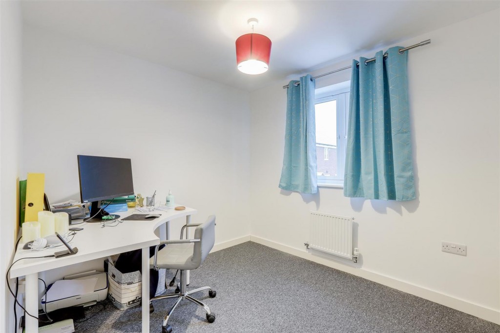 Flying Bedstead Way, Hucknall, NG15