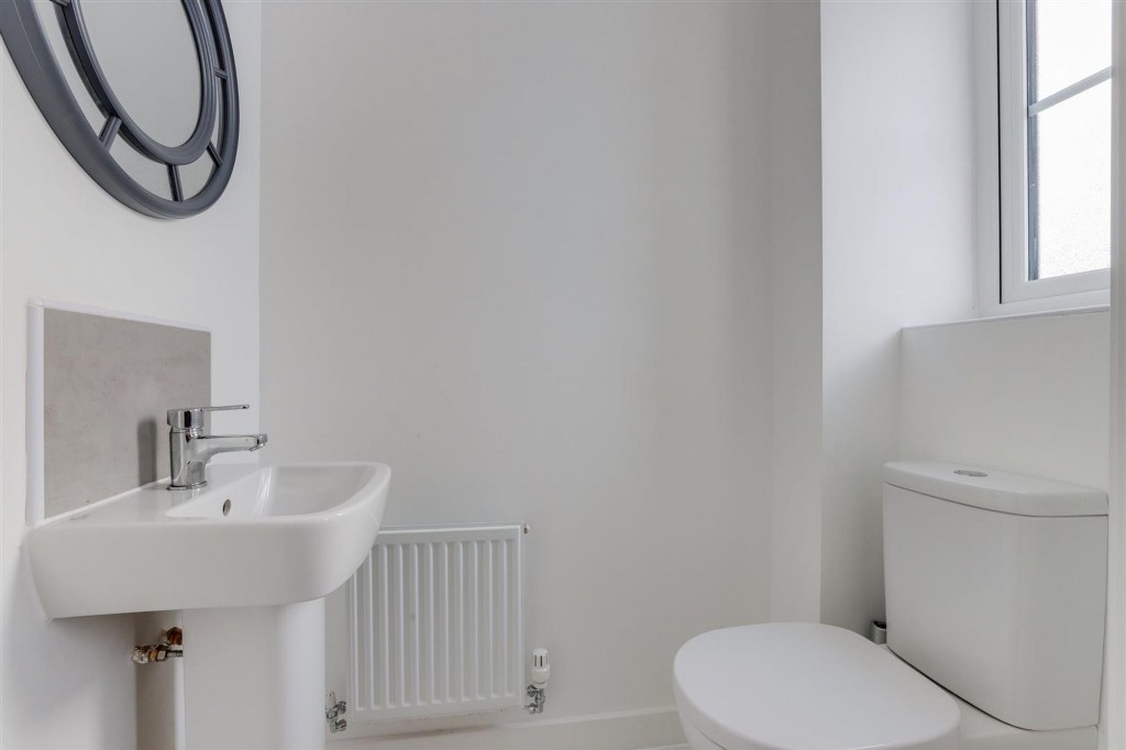 Flying Bedstead Way, Hucknall, NG15