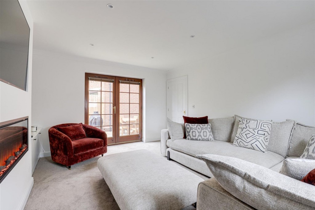 Manor House Close, Wilford, NG11