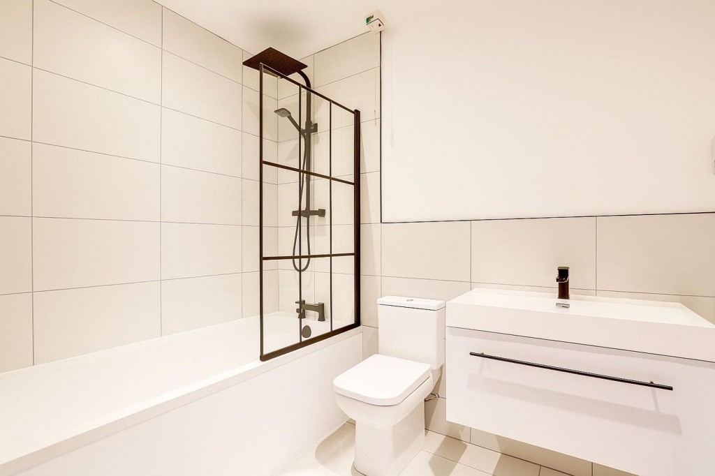 Manor House Close, Wilford, NG11