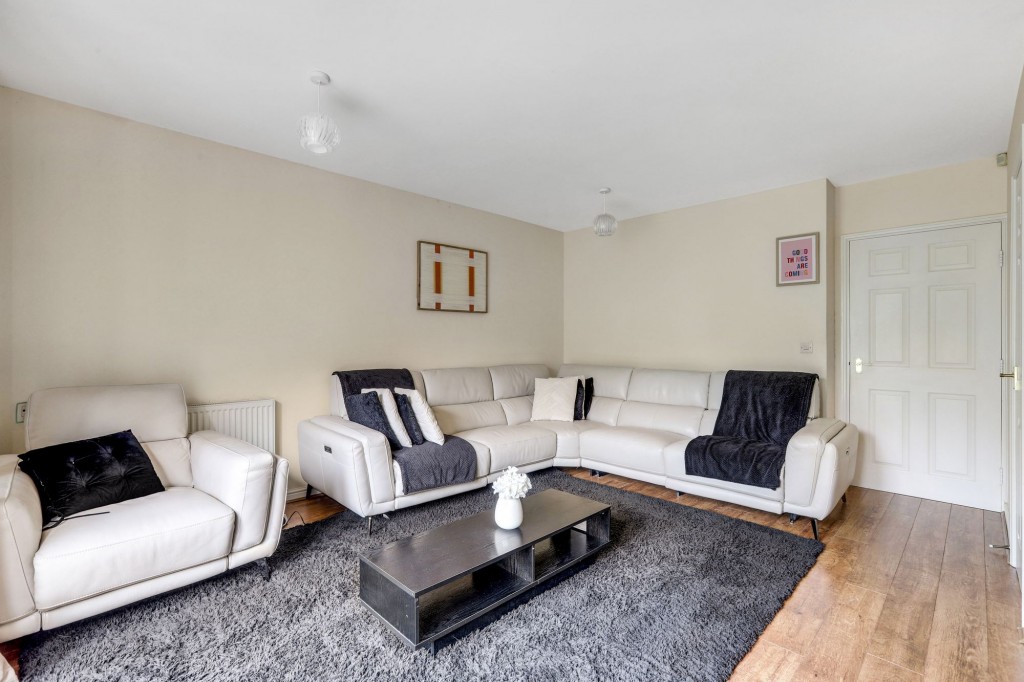 Burberry Avenue, Hucknall, NG15