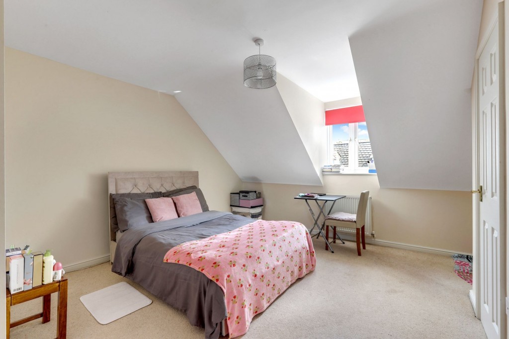 Burberry Avenue, Hucknall, NG15