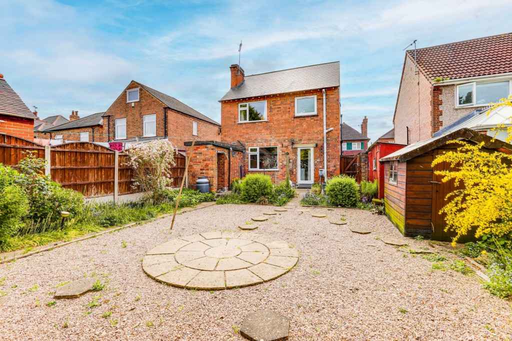 Warwick Road, Long Eaton, NG10