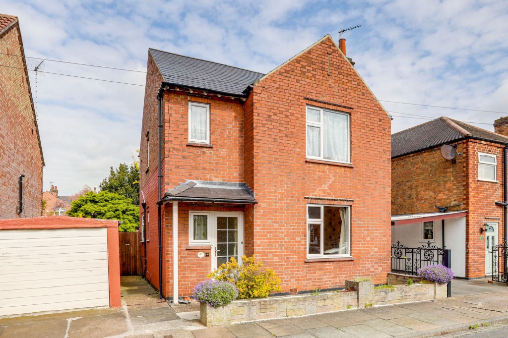 Warwick Road, Long Eaton, NG10