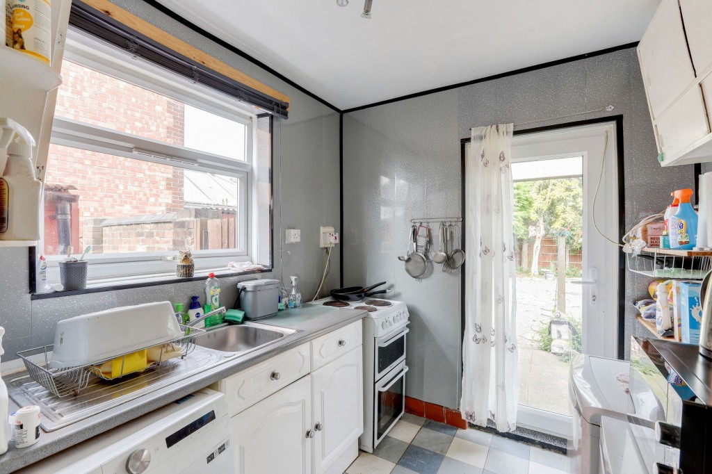 Warwick Road, Long Eaton, NG10