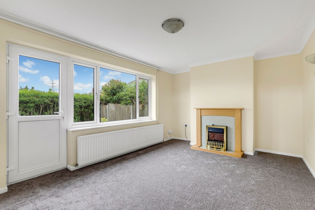 Canal Side, Beeston, NG9