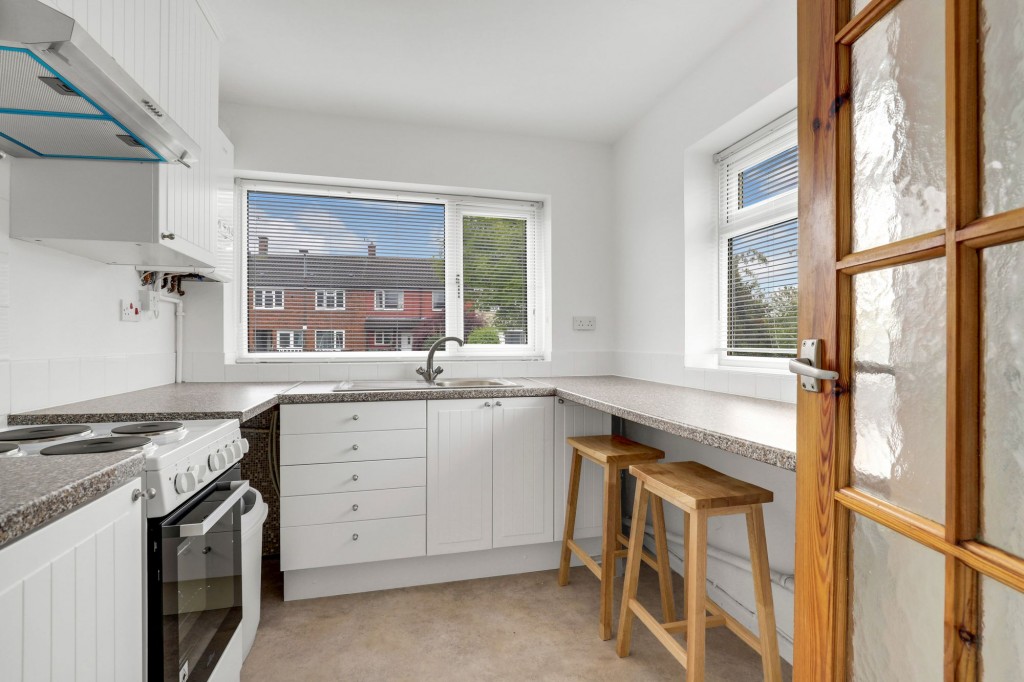 Canal Side, Beeston, NG9