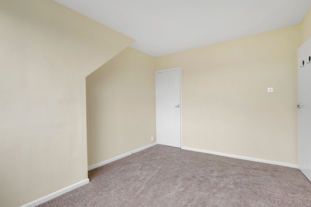 Canal Side, Beeston, NG9