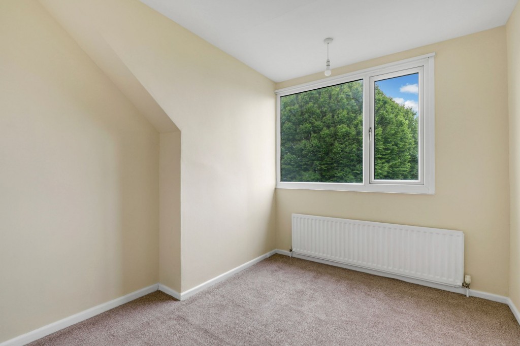 Canal Side, Beeston, NG9