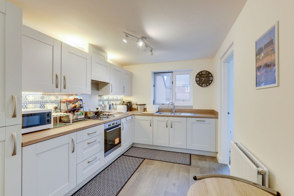 Horwood Drive, Gedling, NG4