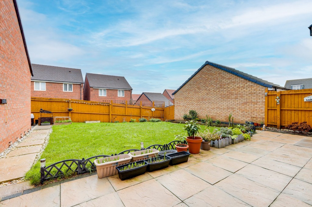 Horwood Drive, Gedling, NG4