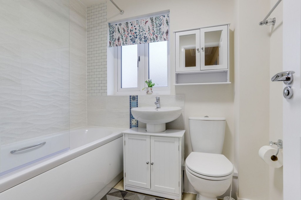 Horwood Drive, Gedling, NG4