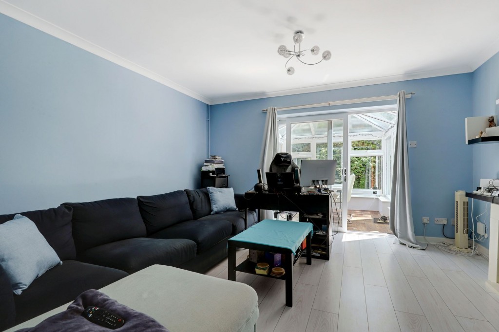 Newcastle Farm Drive, Nottingham, NG8