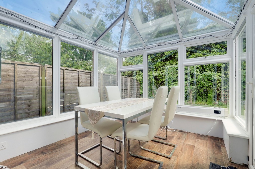 Newcastle Farm Drive, Nottingham, NG8