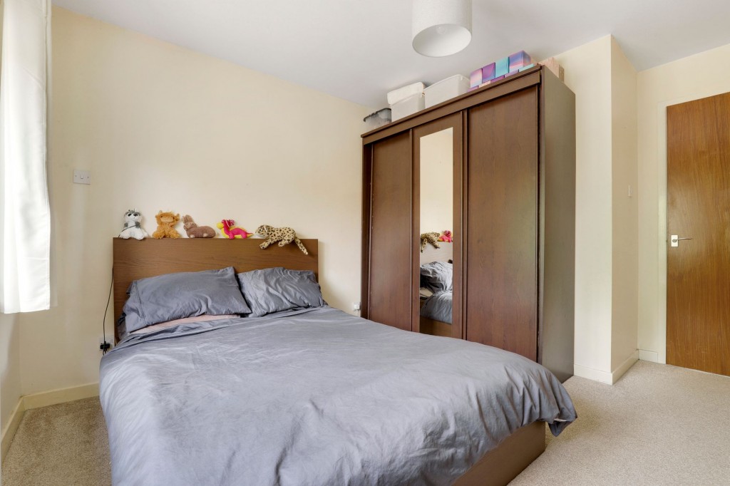 Newcastle Farm Drive, Nottingham, NG8