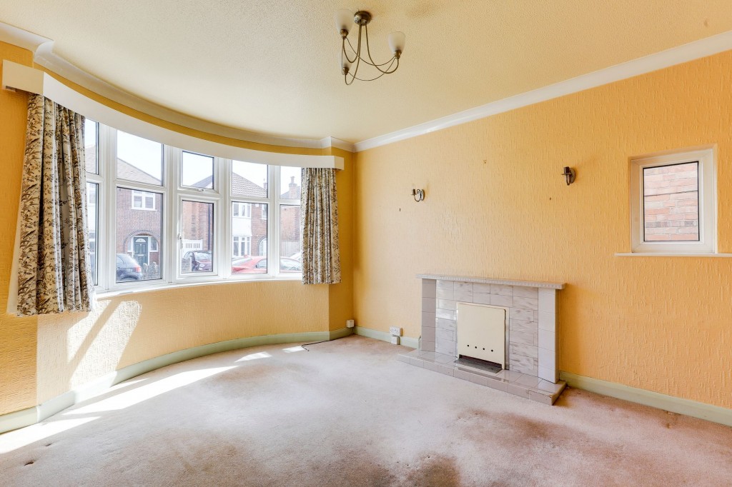 Newlyn Drive, Nottingham, NG8