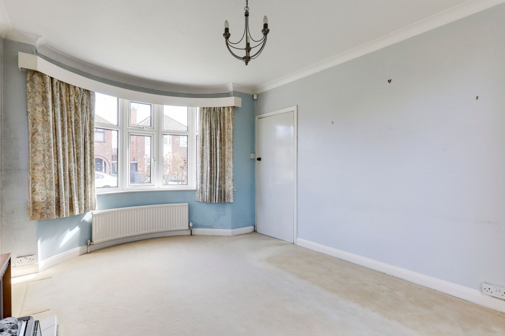 Newlyn Drive, Nottingham, NG8