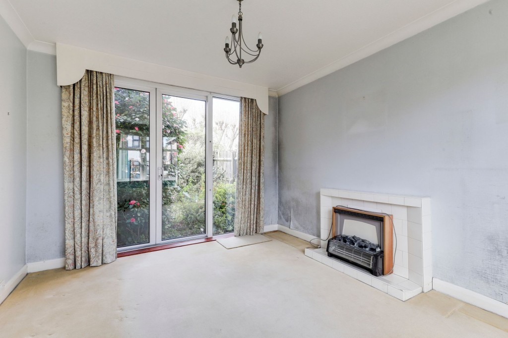 Newlyn Drive, Nottingham, NG8